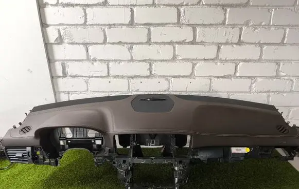 Mercedes-Benz GL X166 Dashboard