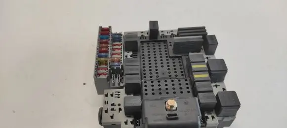 Volvo V70 Fuse box set 8622520 0227795 159772011