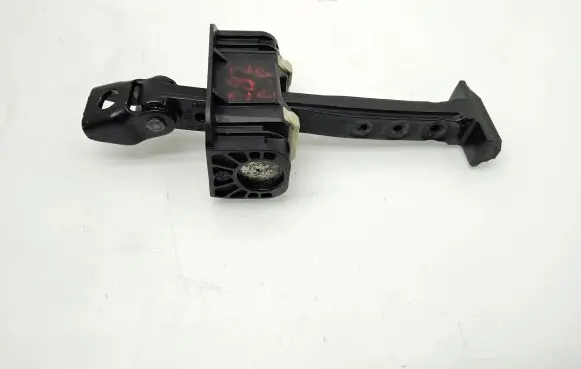 BMW 3 F30 F35 F31 Front door check strap stopper 7311339
