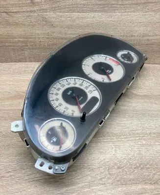 Chrysler Voyager Speedometer (instrument cluster) P04685825AG TN2574106375 LHD