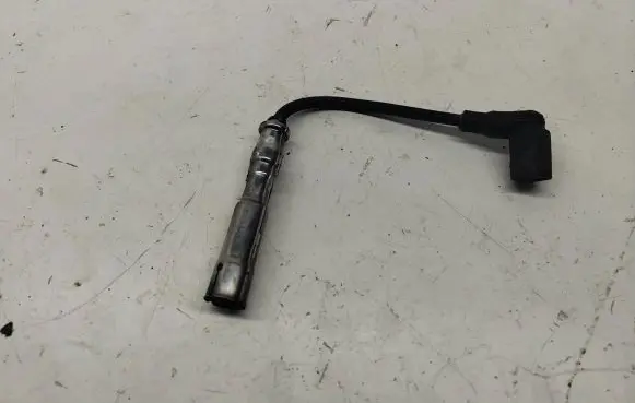 Volkswagen Golf IV Ignition plug leads 06A035255C