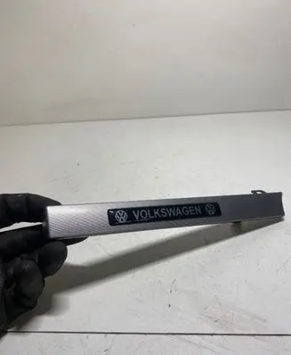 Volkswagen Touran I Dashboard glove box trim 1T1858417B