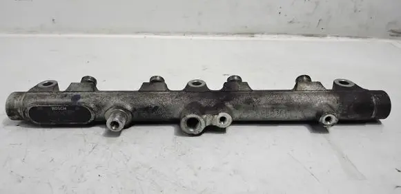 Citroen C5 Fuel main line pipe 0445214017