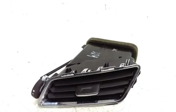 Cadillac CTS Dash center air vent grill 605087