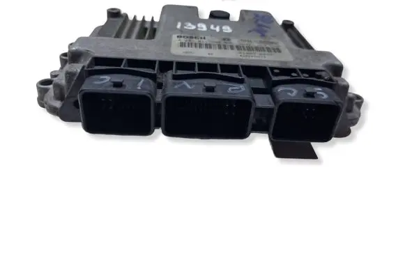 Renault Scenic II - Grand scenic II Engine control unit/module 0281011549 8200310863 8200370779