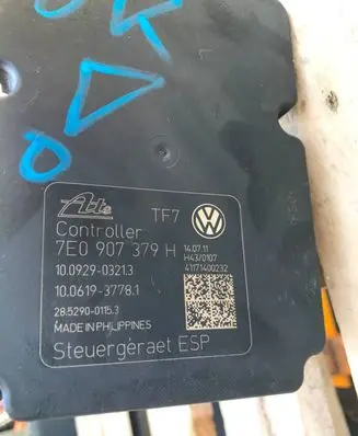 Volkswagen Transporter - Caravelle T5 ABS Pump 7E0907379H 10092903213 7E0614517D