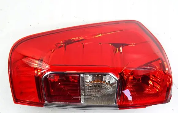 Nissan Navara D23 Rear/tail lights 265554KJ0B
