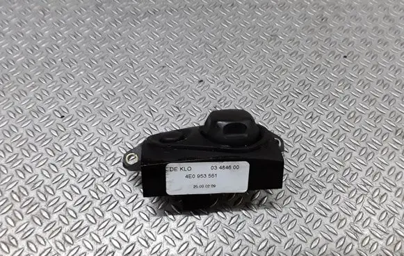 Audi A8 S8 D3 4E Steering wheel adjustment switch 4E0953551