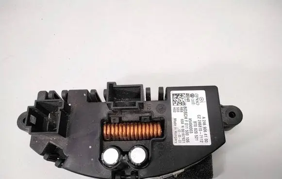 Audi A4 S4 B8 8K Heater blower fan relay A2469064100 8T0820521 2468107112
