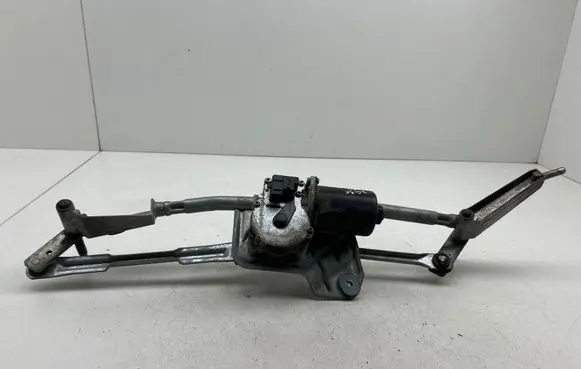 Volvo XC90 Front wiper linkage and motor 8620509