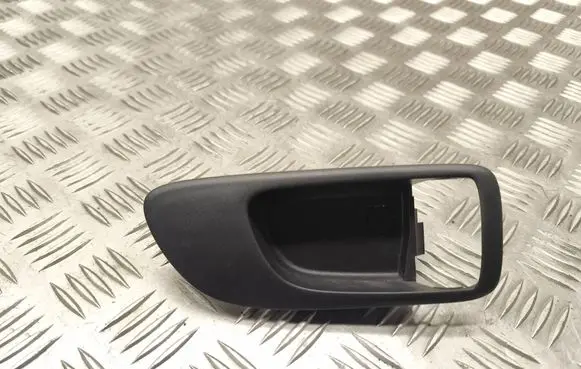 Mazda 5 Front door interior handle trim 