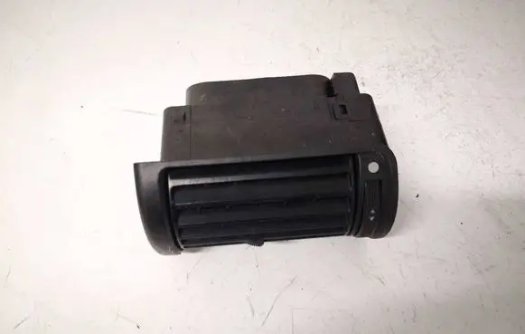 Audi A4 S4 B5 8D Dash center air vent grill 8d1820902
