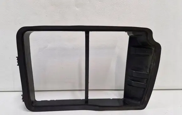 Renault Scenic IV - Grand scenic IV Brake cooling air channel/duct 215584465R