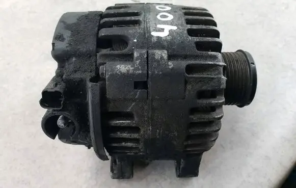 Citroen C4 I Generator/alternator 9646321780