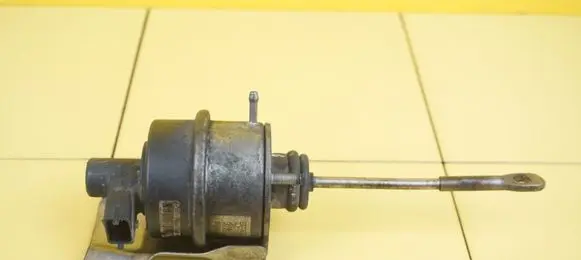 Opel Astra K Turbo solenoid valve 256030 B16DTH