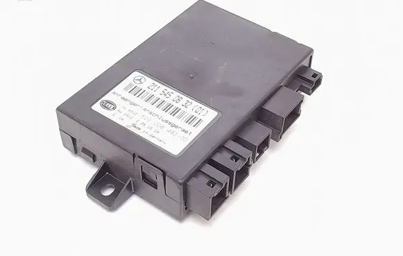 Mercedes-Benz E W211 Tow bar trailer control unit/module 2115450832
