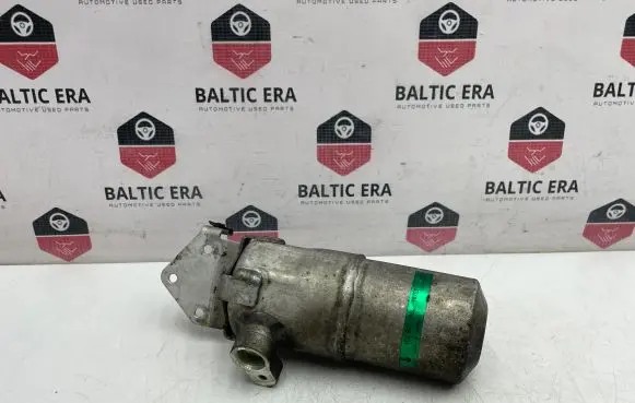 Audi A8 S8 D3 4E Air conditioning (A/C) air dryer 4E0820189L