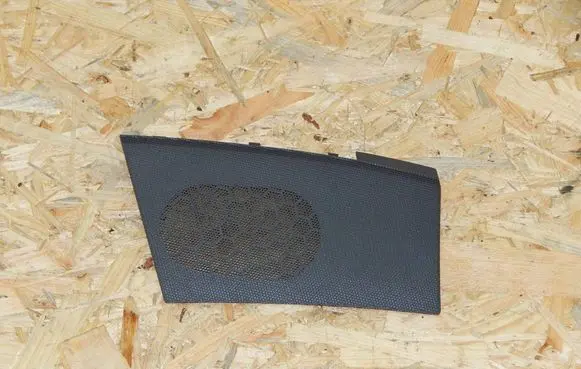 Volkswagen Transporter - Caravelle T5 Side speaker trim/cover 7H0857228 P0078059