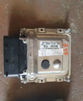 Hyundai i10 Engine control unit/module 3910104500