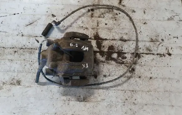 BMW X3 E83 Rear brake caliper NOCODE