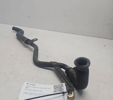 Engine coolant pipe/hose