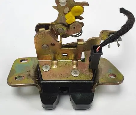 Mitsubishi Space Star Tailgate/trunk/boot lock/catch/latch
