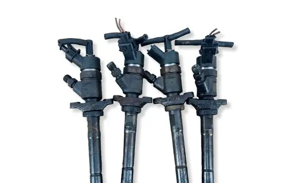 Volvo V70 Fuel injectors set 0445110259