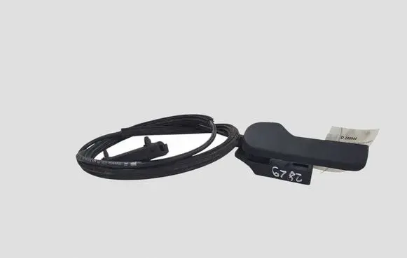 Seat Leon (1P) Engine bonnet (hood) release handle 1J1823633