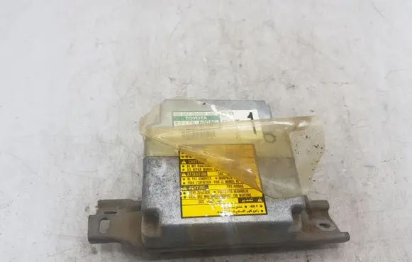 Toyota Land Cruiser (HDJ90) Airbag control unit/module 8917060090