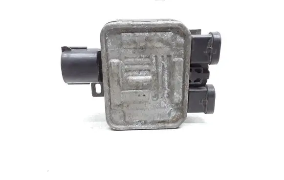 Coolant fan relay