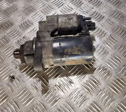 Volkswagen Golf V Starter motor