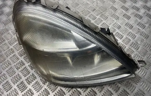 Mercedes-Benz A W168 Headlight/headlamp A1688201061 0301152212