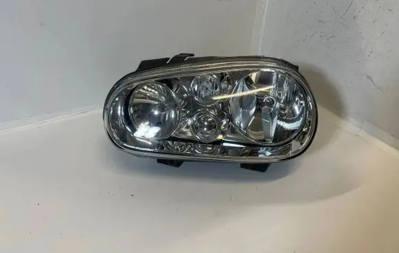 Volkswagen Golf IV Headlight/headlamp 205386RS 205386