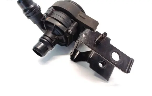 Peugeot 208 Electric auxiliary coolant/water pump 9833874480