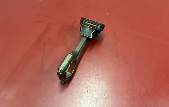 BMW X3 G01 Piston with connecting rod 8654480 9468869 11259468869