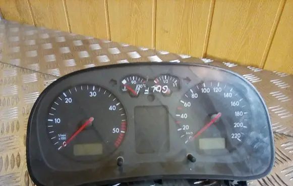 Volkswagen Golf IV Speedometer (instrument cluster) 0263604004V11 1J0919860BMMO