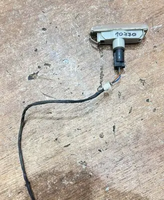BMW 5 E39 Front fender indicator light