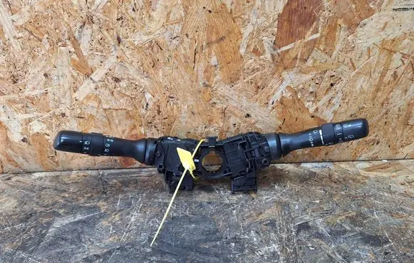 Toyota Auris 150 Wiper switch 