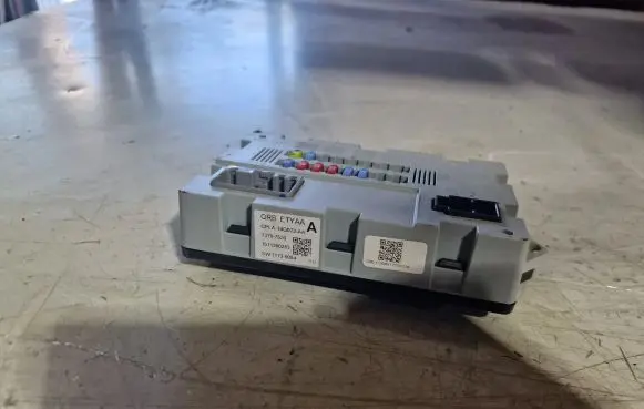 Jaguar XE Fuse module CPLA14Q073AA