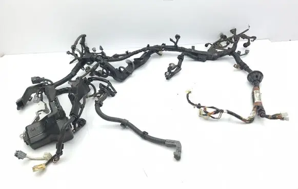 Toyota Avensis T250 Engine installation wiring loom 8212105890