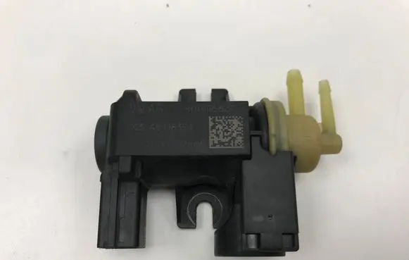 Audi A5 8T 8F Turbo solenoid valve CG34010835A