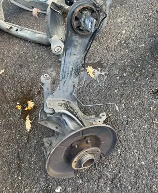 Volvo V60 Rear wheel hub spindle/knuckle 