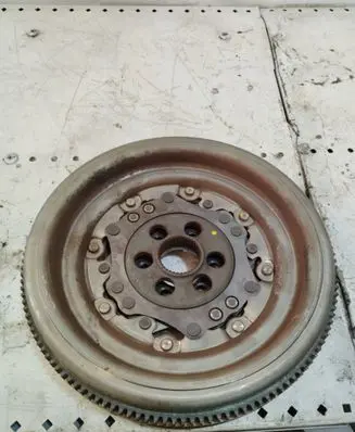 Volkswagen PASSAT CC Dual mass flywheel 415074009