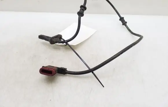 Mercedes-Benz E W212 ABS rear brake sensor A2125402117