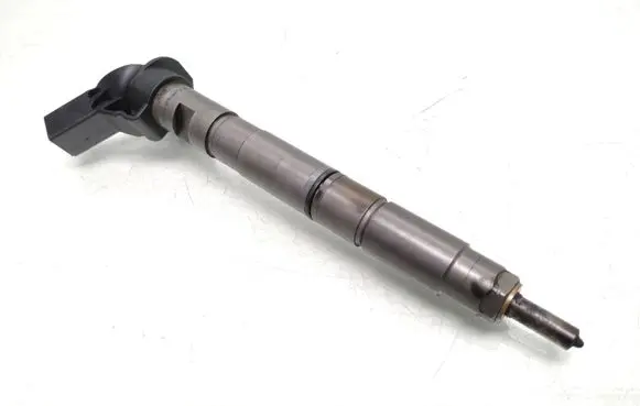 Audi A4 S4 B7 8E 8H Fuel injector 0986435358