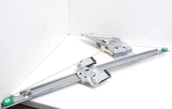 Mercedes-Benz Sprinter W906 Front door window regulator with motor A0068205442 A9067200046