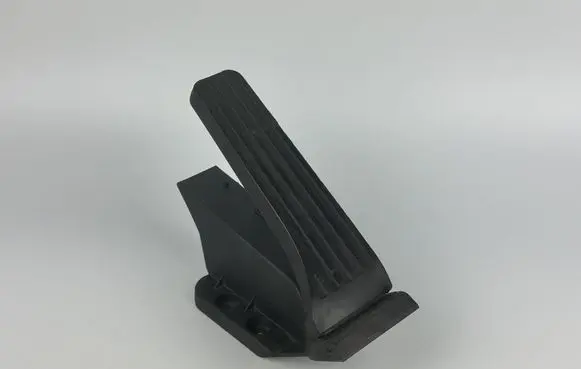 Mercedes-Benz E W212 Accelerator throttle pedal A2043000004 270809