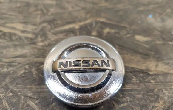 Nissan Note (E12) Original wheel cap 403432DR0A