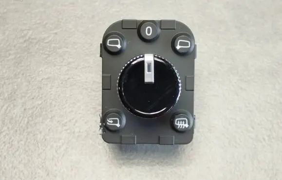 Audi Q4 Sportback e-tron Wing mirror switch 4N0959565 10141063 KL531082022