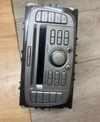 Ford Focus Radio/CD/DVD/GPS head unit 8M5T18C815AB 10R023539 E11033539